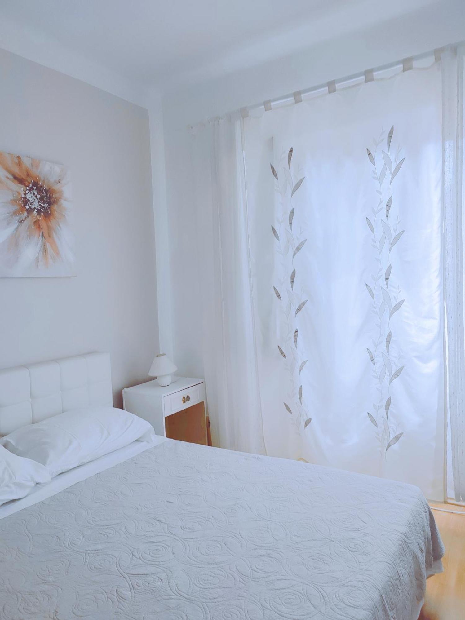 רייקה Fami Superior One Bedroom Apartment מראה חיצוני תמונה
